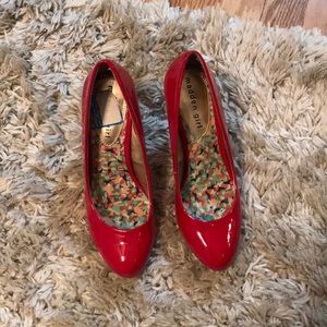 Madden girl red pumps
